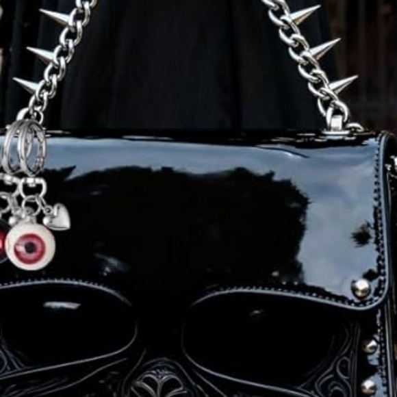 Eyeball Bag Charm Keychain with Heart Charm (NWT) - Picture 8 of 8